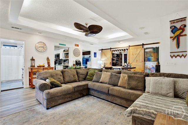 618 Tibet Avenue, Savannah, GA 31406