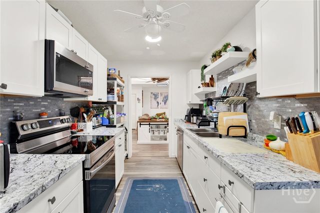 618 Tibet Avenue, Savannah, GA 31406