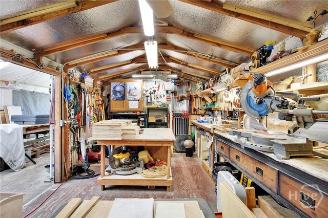 618 Tibet Avenue, Savannah, GA 31406