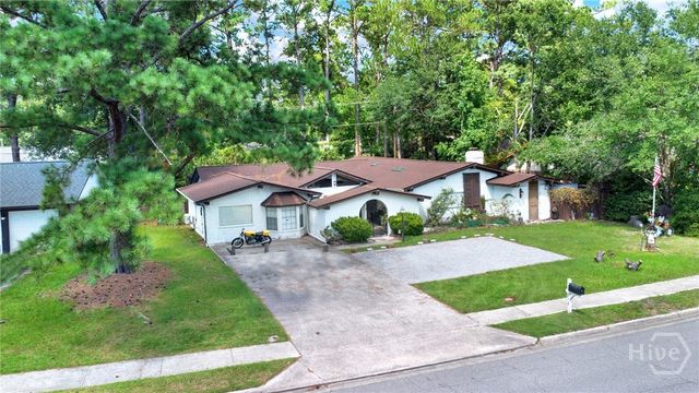 618 Tibet Avenue, Savannah, GA 31406