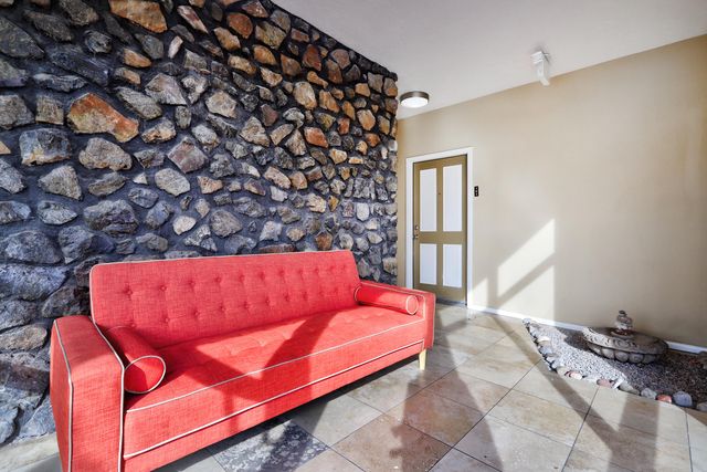 351 Washington Street SE 102, Albuquerque, NM 87108