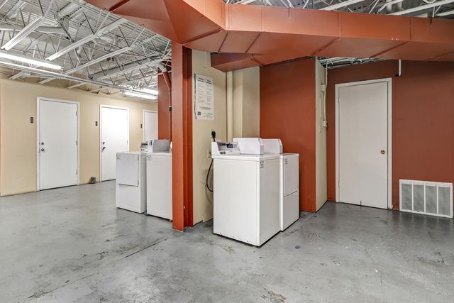 351 Washington Street SE 102, Albuquerque, NM 87108
