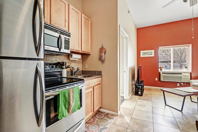 351 Washington Street SE 102, Albuquerque, NM 87108