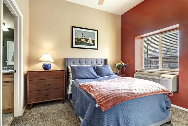 351 Washington Street SE 102, Albuquerque, NM 87108