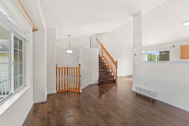1616 N Rio Grande Ln, Greenacres, WA 99016