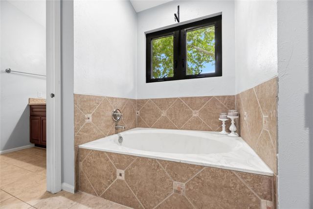 16047 Pinyon Creek Drive, Houston, TX 77095