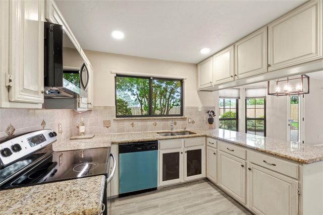 16047 Pinyon Creek Drive, Houston, TX 77095