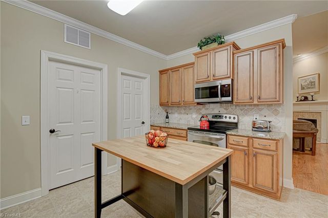 4210 Prestwick Crossing, Winston-salem, NC 27106