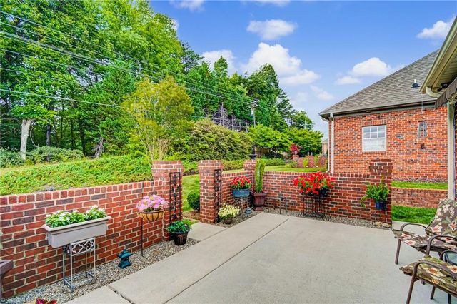 4210 Prestwick Crossing, Winston-salem, NC 27106