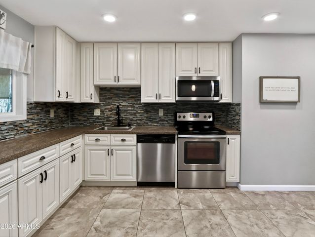 12922 W BONANZA Drive, Sun City West, AZ 85375