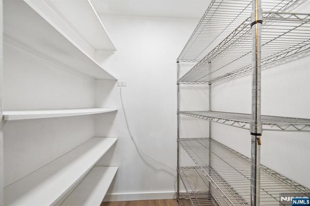 300 Winston Drive 923, Cliffside Park, NJ 07010