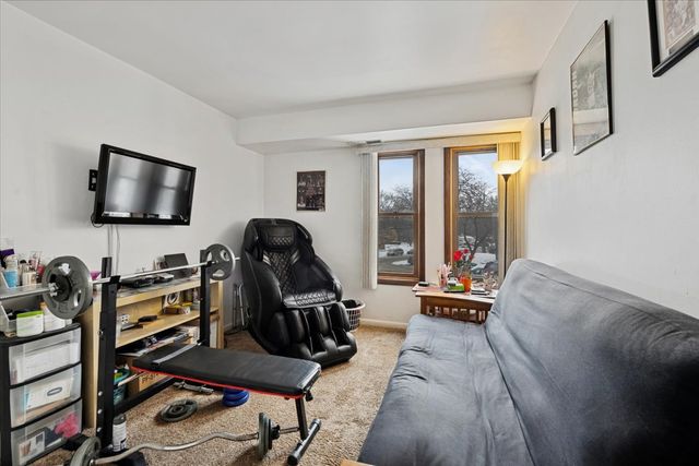 2013 Country Club Drive 22, Woodridge, IL 60517