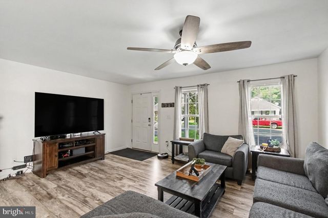 313 THIRD ST, Fredericksburg, VA 22408