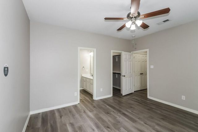 10110 Berrybriar Lane, Tomball, TX 77375