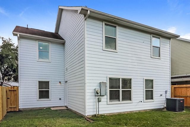 10110 Berrybriar Lane, Tomball, TX 77375