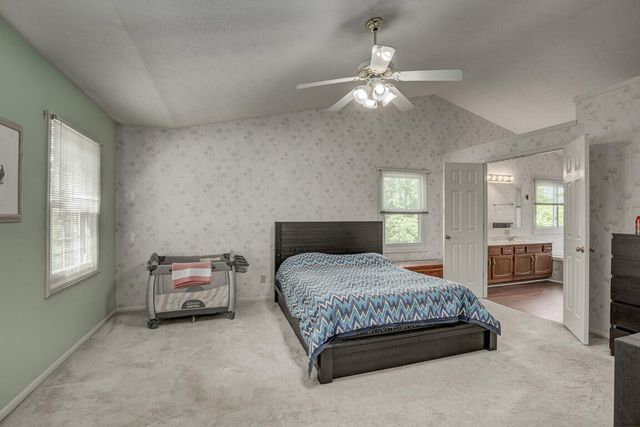 24 Sturbridge Drive, Cold Spring, KY 41076