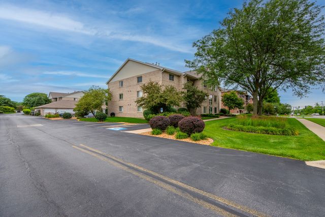 6810 Ridge Point Drive 1A, Oak Forest, IL 60452