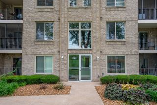 6810 Ridge Point Drive 1A, Oak Forest, IL 60452