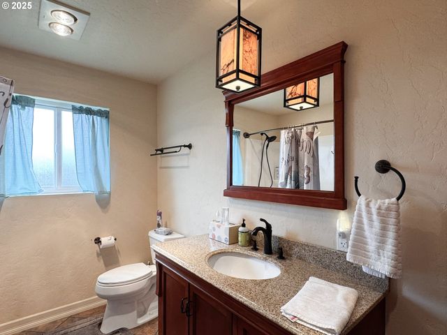 14674 WOLLAM Rd, Brookings, OR 97415