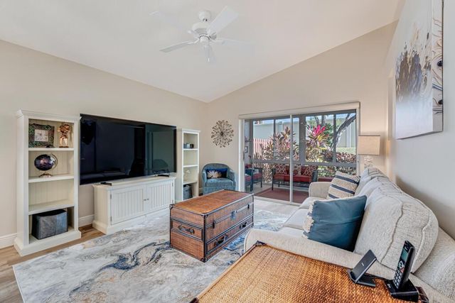 8166 Duomo Circle, Boynton Beach, FL 33472