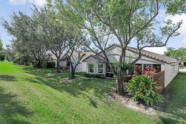 8166 Duomo Circle, Boynton Beach, FL 33472
