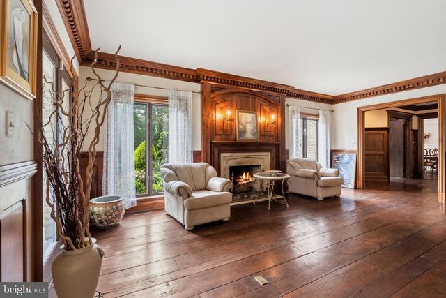 10217 CEDAR POND DR, Vienna, VA 22182