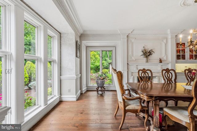 10217 CEDAR POND DR, Vienna, VA 22182