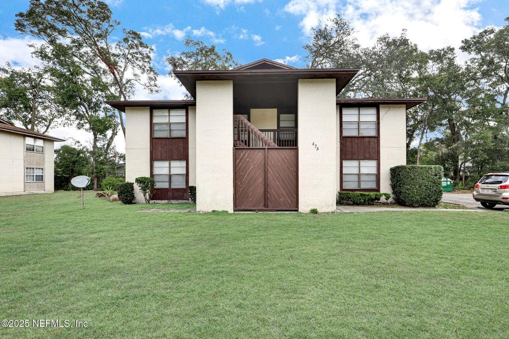 475 CRABAPPLE Court C, Orange Park, FL 32073