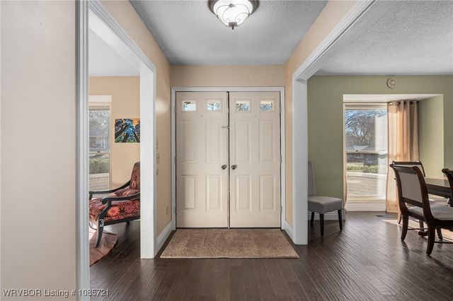 7107 Riviera Drive, Fort Smith, AR 72903