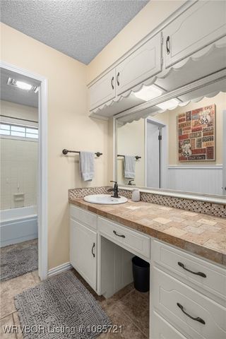 7107 Riviera Drive, Fort Smith, AR 72903