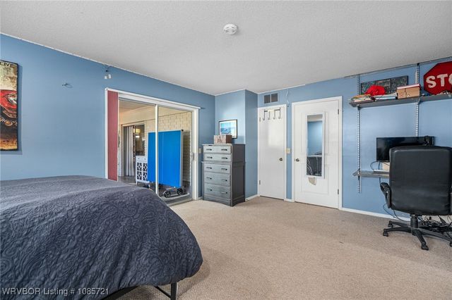 7107 Riviera Drive, Fort Smith, AR 72903