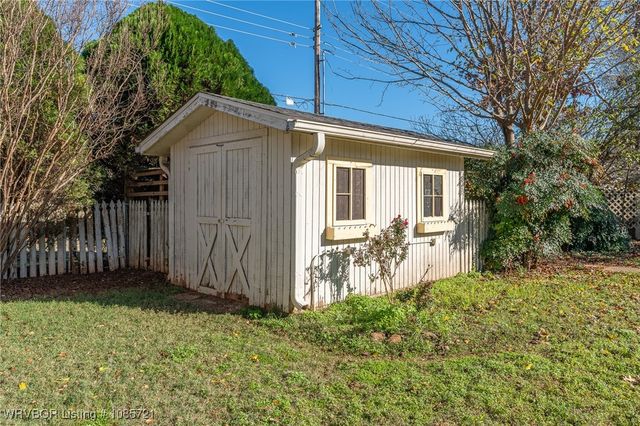 7107 Riviera Drive, Fort Smith, AR 72903