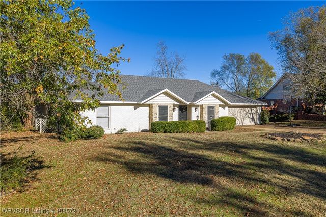 7107 Riviera Drive, Fort Smith, AR 72903