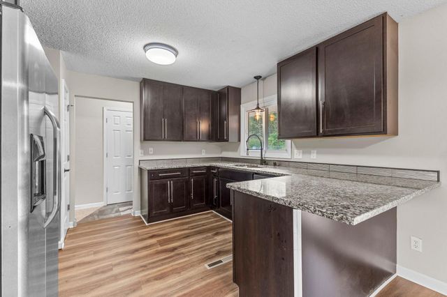 1435 56th Street E, Inver Grove Heights, MN 55077