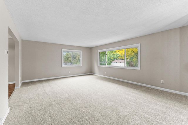 1435 56th Street E, Inver Grove Heights, MN 55077
