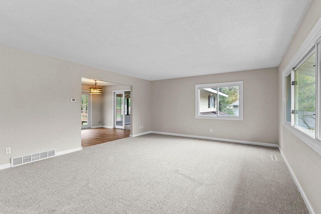 1435 56th Street E, Inver Grove Heights, MN 55077 — photo 5