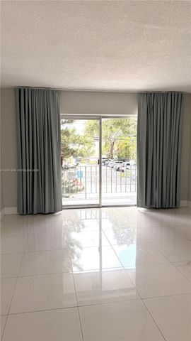 5100 W Flagler St 204, Miami, FL 33134