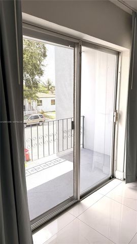 5100 W Flagler St 204, Miami, FL 33134