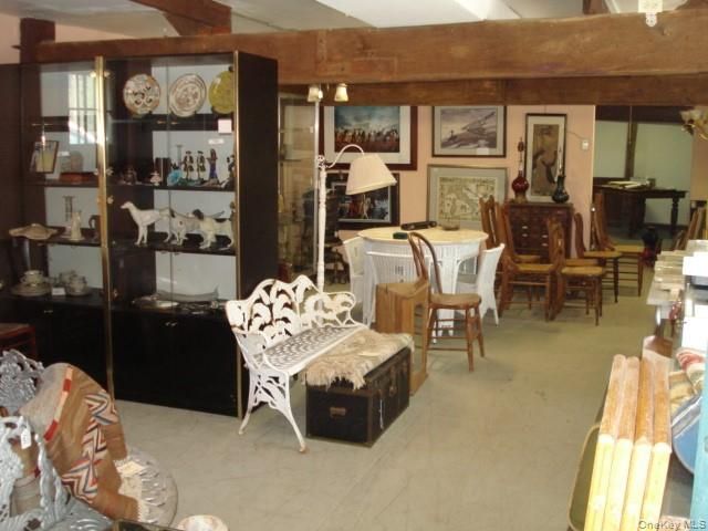 39 State Route 211, Cuddebackville, NY 12729