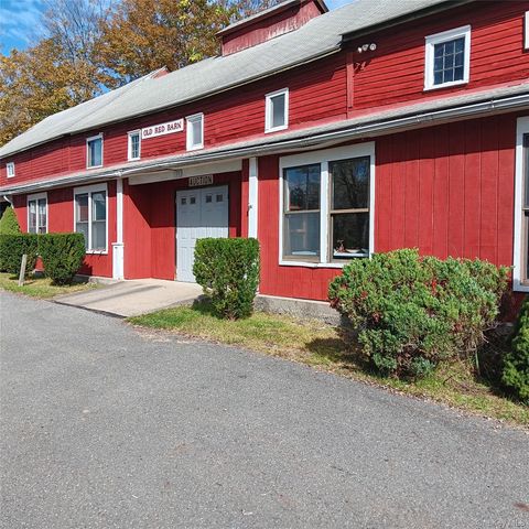 39 State Route 211, Cuddebackville, NY 12729