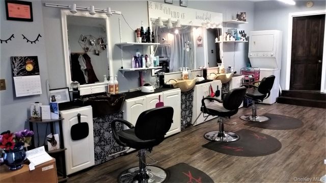 39 State Route 211, Cuddebackville, NY 12729