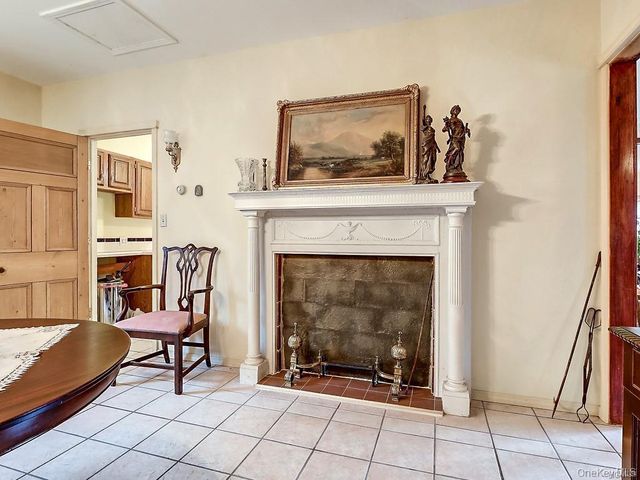 39 State Route 211, Cuddebackville, NY 12729