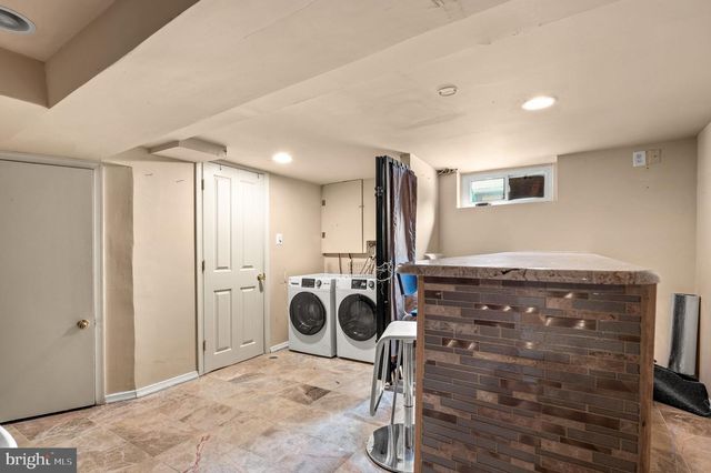 655 SAUDE AVE, Essington, PA 19029