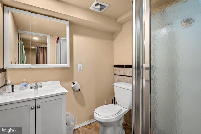 655 SAUDE AVE, Essington, PA 19029