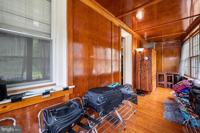 655 SAUDE AVE, Essington, PA 19029