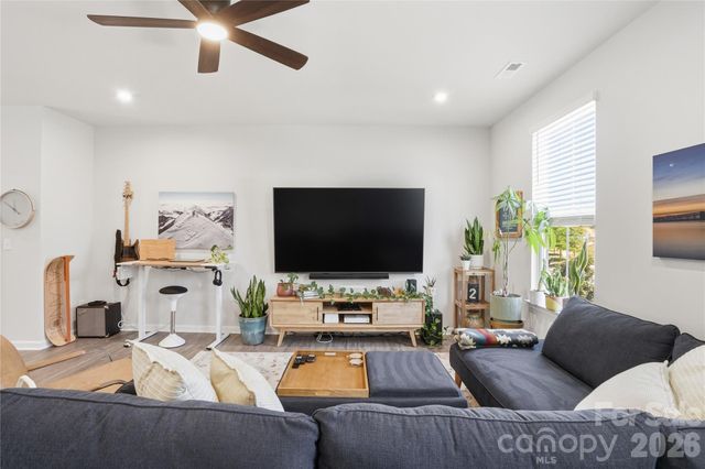1311 Ashbury Street, Charlotte, NC 28216