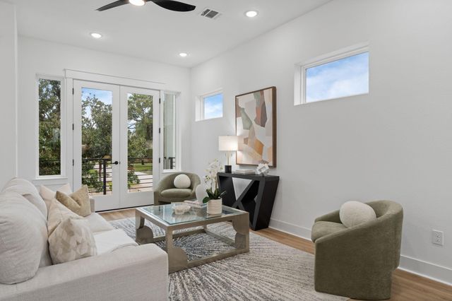 717 Janisch Road B, Houston, TX 77018