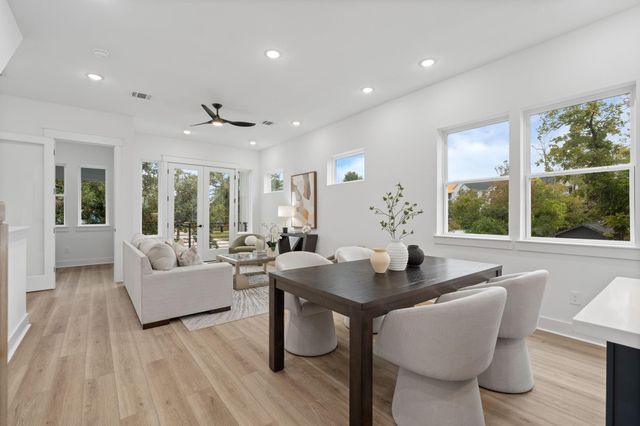 717 Janisch Road B, Houston, TX 77018