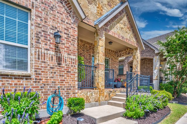 8721 Ludlow Drive, Frisco, TX 75036