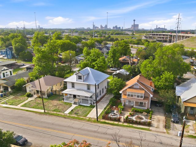 1043 STEVES AVE, San Antonio, TX 78210